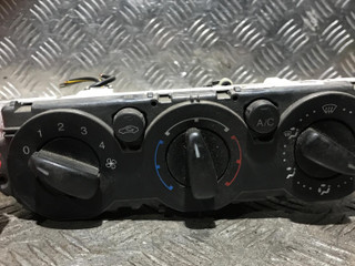 блок управления печки / климат-контроля Ford Focus 2 поколение 2005, 1.6 л., G8DB, дизель, 5МКПП, универсал, 3M5T-19980-AD