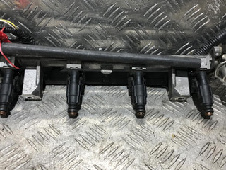 форсунка Ford Focus 1 поколение 2001, 1.8 л., бензин, МКПП, 0280155819