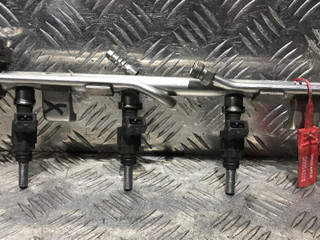 форсунка Volkswagen Passat B5 1999, 1.8 л., ARG, бензин, 5МКПП, зеленый, универсал, 0280155825, 06B133551B