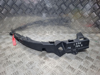 крепление бампера Volkswagen Passat B5 2000, 1.9 л., AVG, дизель, АКПП, универсал, 3B0807050C