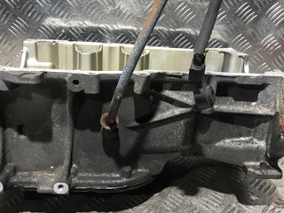 масляный поддон Toyota Prius 3 поколение XW30 [рестайлинг] 2013, 1.8 л., 2ZR-FAE, бензин, вариатор, хетчбэк 5 дв.