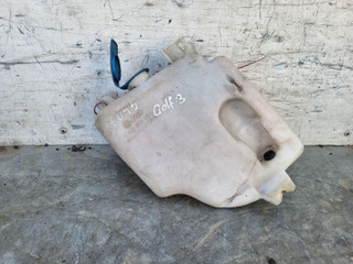 бачок омывателя Volkswagen Golf 3 поколение 1995, 1.9 л., дизель, МКПП, универсал, 1H0955453