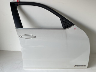 дверь передняя правая BMW X1 E84 2011, 3.0 л., N52 B30 A, бензин, АКПП, внедорожник 5 дв., полный привод, 41517339358