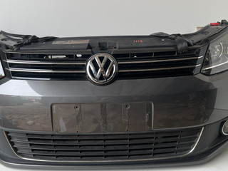 передняя часть (ноускат) Volkswagen Touran 1 поколение [2-й рестайлинг] 2012, 1.4 л., CAVB, бензин, АКПП, минивэн