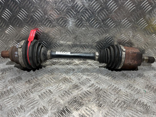 полуось передняя левая (приводной вал, ШРУС) Volkswagen Tiguan 1 поколение 2008, 2.0 л., CAWB, бензин, АКПП, внедорожник 5 дв., полный привод, 5N0407761N