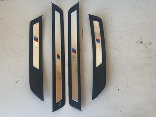 комплект накладок на пороги (внутренние) BMW 5 серия F07/F10/F11 2012, 2.0 л., N20 B20 A, бензин, АКПП, седан, 51478050045, 51478050046, 51478050047, 51478050044