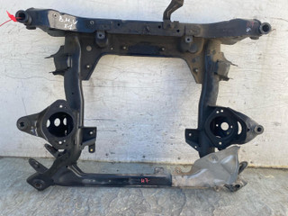 балка подвески передняя (подрамник) BMW X1 E84 2011, 3.0 л., N52 B30 A, бензин, АКПП, внедорожник 5 дв., полный привод, 31116788966