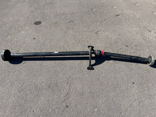 карданный вал Volkswagen Tiguan 1 поколение [рестайлинг] 2012, 2.0 л., CCZA, бензин, АКПП, внедорожник 5 дв., полный привод, 5N0521101E