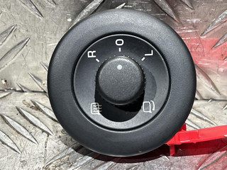 джойстик регулировки зеркал Volkswagen Scirocco 3 поколение 2010, 1.4 л., CAVD, бензин, АКПП, купе, 1KA959565A