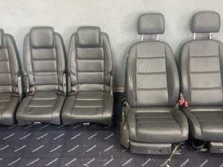 салон (комплект сидений) Volkswagen Touran 1 поколение [2-й рестайлинг] 2013, 1.4 л., CTHB, бензин, АКПП, минивэн