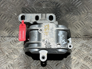 подушка крепления двигателя Volkswagen Passat B7 2011, 2.0 л., CCZB, бензин, АКПП, универсал, 1K0199262M
