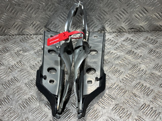 петля капота Audi A6 4G/C7 2012, 2.0 л., CDNB, бензин, АКПП, седан, 4G8823302D, 4G8823301D