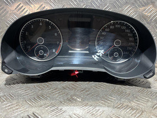 щиток приборов (приборная панель) Volkswagen Sharan 2 поколение 2011, 2.0 л., CCZA, бензин, АКПП, минивэн, 7N0920870D