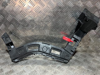 Крепление бампера заднего Volkswagen Sharan 2 поколение 2011, 2.0 л., CCZA, бензин, АКПП, минивэн, 7N0807393A