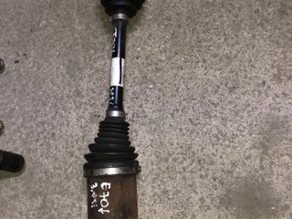 полуось передняя левая (приводной вал, ШРУС) BMW X5 E70 2008, 3.0 л., N52 B30 AF, бензин, АКПП, внедорожник 5 дв., 31607553945
