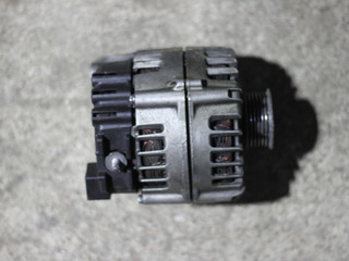 генератор BMW 5 серия E60/E61 2007, 2.0 л., N47 D20 C, дизель, универсал, 7802261