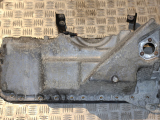 масляный поддон BMW 5 серия F07/F10/F11 2010, 3.0 л., бензин, АКПП, синий, седан, 7556663