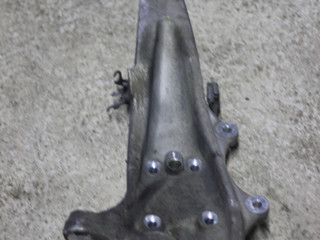 кулак поворотный правый BMW 7 серия F01/F02 2010, 4.4 л., бензин, АКПП, schwarz 2 (668), седан, 31216775768