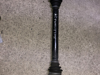 полуось задняя (приводной вал, ШРУС) BMW 7 серия F01/F02 2011, 4.4 л., N63 B44 A, бензин, АКПП, седан, 33207566087
