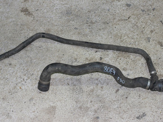 патрубок радиатора BMW 3 серия F30/F31/F34 2013, 2.0 л., дизель, МКПП, черный, седан, 7811127