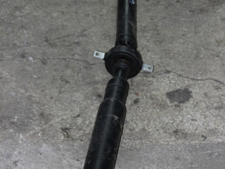 карданный вал BMW X5 F15 2018, 2.0 л., гибрид, АКПП, серебристый, внедорожник 5 дв., 2610736785