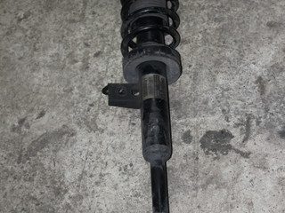 амортизатор передний правый BMW 5 серия F07/F10/F11 2012, 2.0 л., дизель, АКПП, imperial-blau brillant metallic, хетчбэк 5 дв., правый руль, 6859358