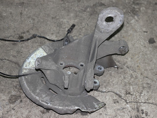 кулак задний левый BMW 5 серия F07/F10/F11 2010, 3.0 л., дизель, АКПП, 475 , хетчбэк 5 дв., 33326796509
