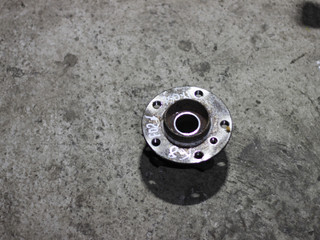 ступица передняя правая BMW 7 серия F01/F02 2011, 4.4 л., бензин, АКПП, черный, седан, 31206868480