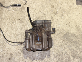 суппорт задний правый BMW 5 серия F07/F10/F11 2012, 3.0 л., бензин, АКПП, черный, седан, 34216793042