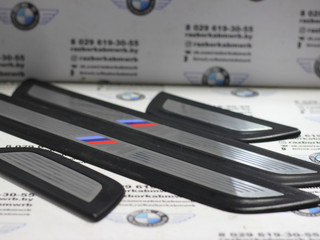 комплект накладок на пороги (внутренние) BMW X3 F25 2014, 2.0 л., бензин, АКПП, tiefseeblau metallic (a76), внедорожник 5 дв.
