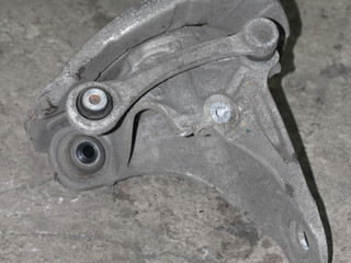 кулак задний правый BMW X5 F15 2014, 3.0 л., дизель, АКПП, черный 475, внедорожник 5 дв., правый руль, 33326879102
