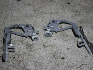 петля капота левая BMW 3 серия F30/F31/F34 2013, 2.0 л., дизель, АКПП, седан, правый руль, 41617286343