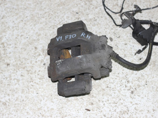 суппорт передний правый BMW 3 серия F30/F31/F34 2013, 2.0 л., дизель, АКПП, седан, правый руль, 34116857688