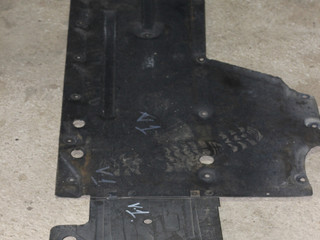 защита днища BMW 3 серия F30/F31/F34 2013, 2.0 л., дизель, АКПП, седан, правый руль, 51757241834