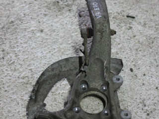 кулак поворотный правый BMW X5 E70 2009, 3.0 л., дизель, АКПП, внедорожник 5 дв., правый руль, 31216869870