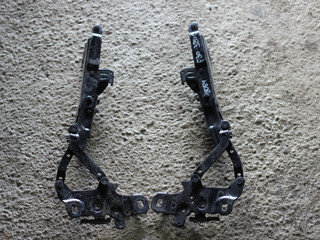 петля капота правая BMW 3 серия F30/F31/F34 2013, 2.0 л., дизель, МКПП, черный, седан, 7239416