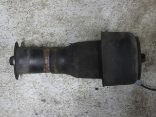 пневмоподушка BMW 5 серия F07/F10/F11 2011, 2.0 л., N47 D20 C, дизель, АКПП, a89, универсал, задний привод, правый руль, 37106784379