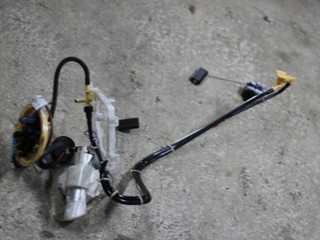 насос топливный BMW 5 серия F07/F10/F11 2011, 2.0 л., N47 D20 C, дизель, АКПП, a89, универсал, задний привод, правый руль, 7217065