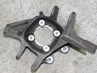 кулак задний левый BMW 5 серия F07/F10/F11 2011, 2.0 л., N47 D20 C, дизель, АКПП, a89, универсал, задний привод, правый руль, 6796099