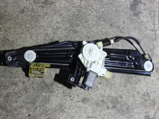 стеклоподъемник задний левый BMW 7 серия F01/F02 2011, 4.4 л., бензин, АКПП, черный, седан, 7182095