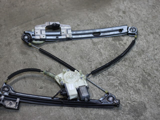 стеклоподъемник электрический задний левый BMW 5 серия F07/F10/F11 2012, 2.0 л., дизель, АКПП, imperial-blau brillant metallic, хетчбэк 5 дв., правый руль, 7017101