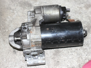 стартер BMW 5 серия F07/F10/F11 2012, 2.0 л., N47 D20 C, дизель, 12418581097