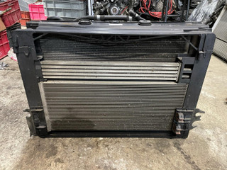 кассета радиаторов BMW 7 серия F01/F02 2010, 4.4 л., бензин, АКПП, schwarz 2 (668), седан, 7575395