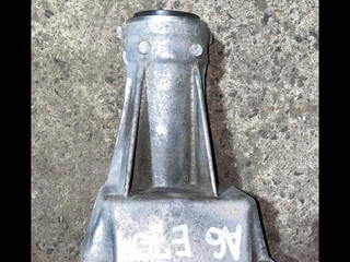 кронштейн полуоси BMW X5 E70 2008, 3.0 л., бензин, 31507552542, 7552542