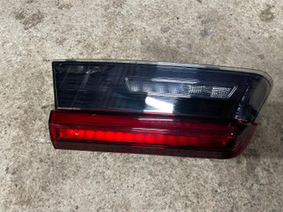 фонарь крышки багажника левый BMW 3 серия G20 2020, 2.0 л., гибрид, АКПП, седан, правый руль, 7955841, 63217955841