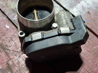 заслонка дроссельная BMW 7 серия F01/F02 2010, 4.4 л., бензин, АКПП, schwarz 2 (668), седан, 7555944