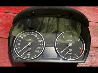 щиток приборов (приборная панель) BMW 3 серия E90/E91/E92/E93 (2004 - 2010), 2.0 л., дизель