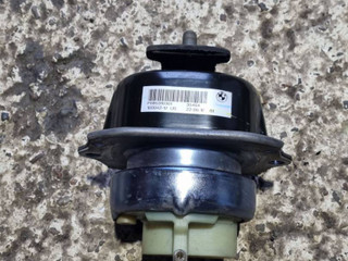 подушка крепления двигателя BMW X5 F15 2018, 3.0 л., N57 D30 A, дизель, АКПП, a96, полный привод, правый руль, 6853103