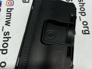 Беспроводное зарядное устройство BMW 7 серия G11/G12 G12 2018, 6.6 л., N74 B66 B, бензин, АКПП, carbon-schwarz 416, седан, полный привод, правый руль, 8781453