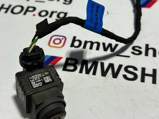 камера бокового обзора BMW 7 серия G11/G12 G12 2018, 6.6 л., N74 B66 B, бензин, АКПП, carbon-schwarz 416, седан, полный привод, правый руль, 6847278